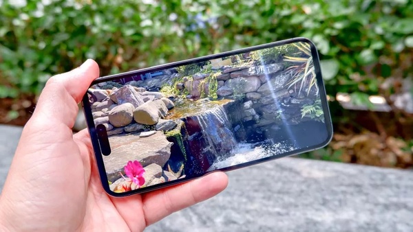 iPhone 14 Pro Max sở hữu màn hình Super Retina XDR chất lượng đỉnh cao